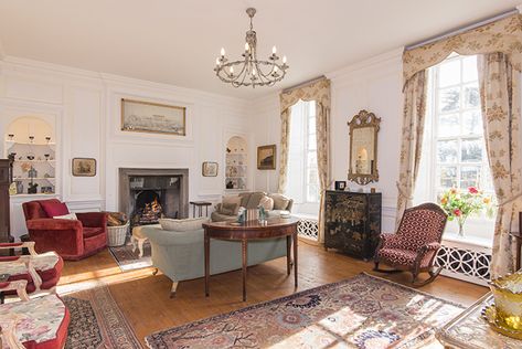 Historic Interiors, Cotswold House, Country Interiors, English Country Style, New York Apartment, Syntax, Main Bedroom, English Countryside, Reception Rooms