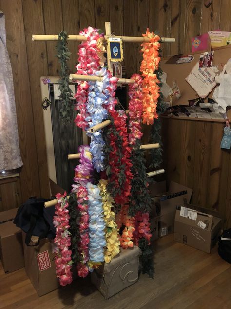 Bamboo Lei Stand Luau Lei Display, Lei Stand, Bali Huts, Birthday Luau, Luau Decorations, Hawaii Theme, Hawaiian Luau Party, Luau Birthday Party, Hawaiian Lei