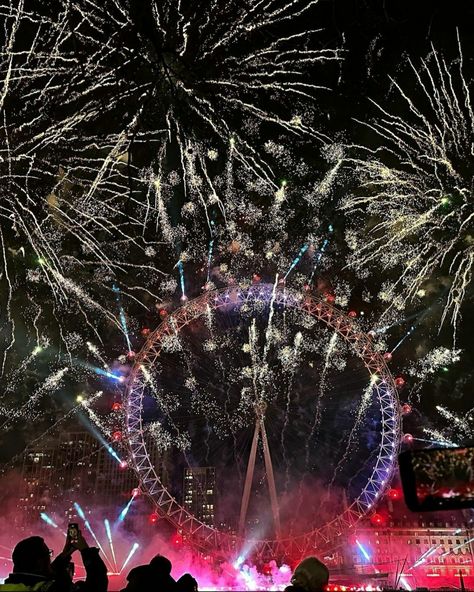 Happy New Year | London Eye | England | minji222 London New Years Eve Fireworks, New Year’s Eve London, London Nye Fireworks, New Years London, New Years In London, London New Years Eve, New Year In London, Nye London, New Year London