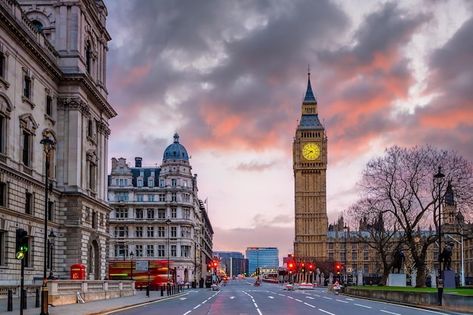 London city skyline with big ben and hou... | Premium Photo #Freepik #photo #london-city #london #tower-bridge #uk London Horizontal Photo, London Horizontal, Photo London, London Tower, University Of Birmingham, Birmingham Uk, Houses Of Parliament, Top Universities, October 2022