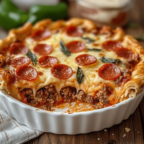 Deep Dish Pizza Pie, Pot Pie Pizza, Pizza Pot Pie Recipe, Pizza Pot Pie, Classic Pizza, Pizza Casserole, Pot Pies, Pot Pies Recipes, Pizza Pie