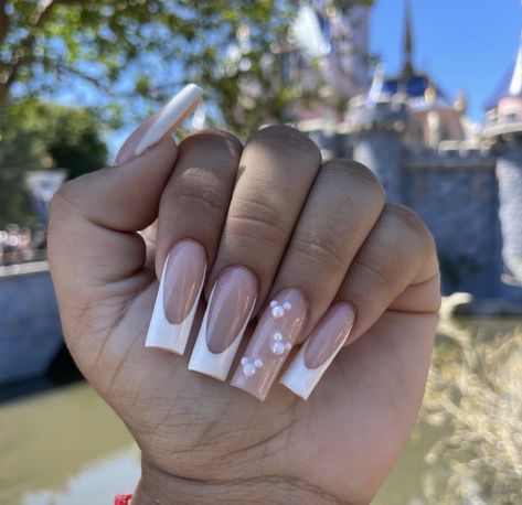 Simple Disney Nails, Disney Themed Nails, Disneyland Nails, Disney Nail Designs, Disney Inspired Nails, Disney Acrylic Nails, Mickey Nails, Purple Acrylic Nails, Long Acrylic Nail Designs