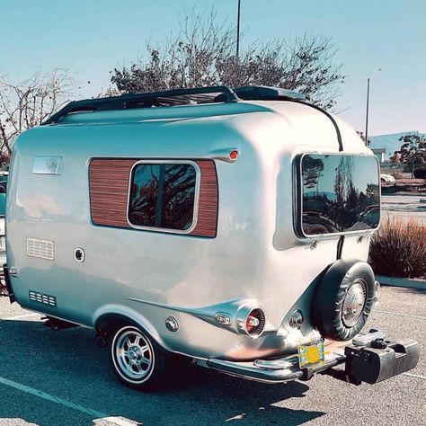 Fiberglass Camper Remodel, Fiberglass Camper, Vintage Camper Remodel, Small Trailer, Camper Interior, Camping Glamping, Vintage Trailers, Remodeled Campers, Rvs For Sale