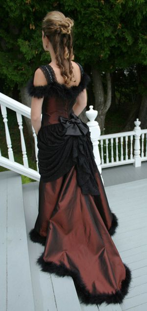 This website is an incredible resource for historically accurate wild west clothing; this is the dress I want for next summer. Wild West Clothing, Steampunk Princess, Dead Costume, Victorian Cosplay, Gothic Mode, Mode Steampunk, Saloon Girls, Style Steampunk, Victorian Costume