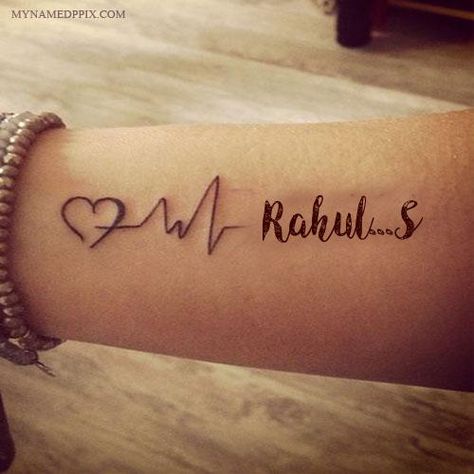 Write Name On Love Heartbeat Tattoo Image Heartbeat Tattoo With Name, Couple Name Tattoos, Boyfriend Name Tattoos, Name Tattoo On Hand, Unique Hand Tattoos, Kids Henna, Baby Name Tattoos, Quote Tattoos Girls, Tatuagem Masculina Pequena