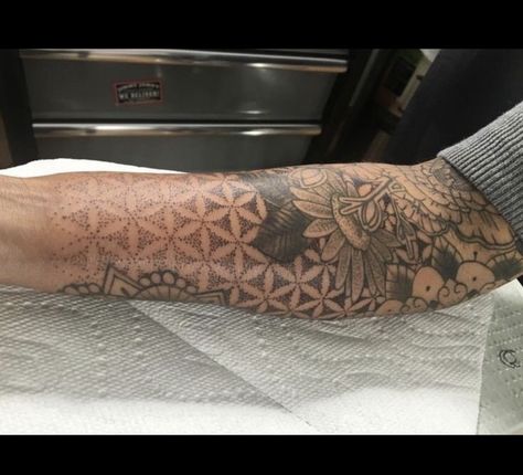 Mandala Tattoo Sleeve Women, Stippling Tattoo, Dotwork Tattoo Mandala, Flower Of Life Tattoo, Tattoo Sleeve Filler, Tattoo Filler, Neck Tattoos Women, The Fade, Tattoos For Women Half Sleeve