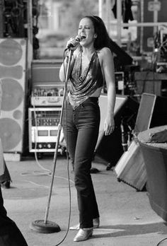 "Somebody to Love." Jefferson Starship, Grace Slick, Jefferson Airplane, Women Of Rock, Somebody To Love, Women In Music, Janis Joplin, I Love Music, Music Icon