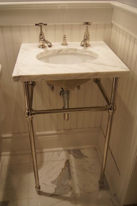 undermount sink with a marble top on console legs Vintage Bathroom Sinks, Tiny Powder Room, Bathroom Console, Powder Room Sink, Kitchen Sink Organization, Small Bathroom Sinks, Console Sink, Modern Sink, Console Sinks