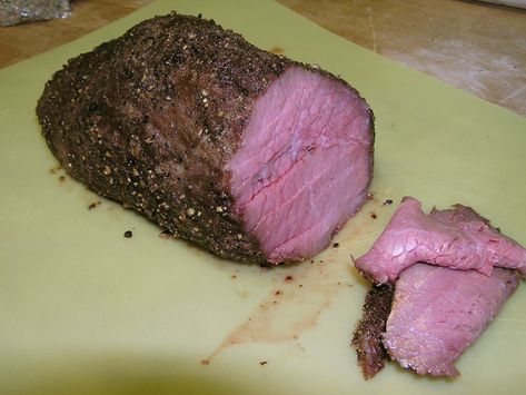 Deli Style Roast Beef : 6 Steps (with Pictures) - Instructables Roast Beef Deli Meat, Roast Beef Lunch, Deli Style Roast Beef, Deli Meat Recipes, Roast Beef Sandwich, Sliced Roast Beef, Sandwich Bar, Roast Beef Sandwiches, Meat Sandwich