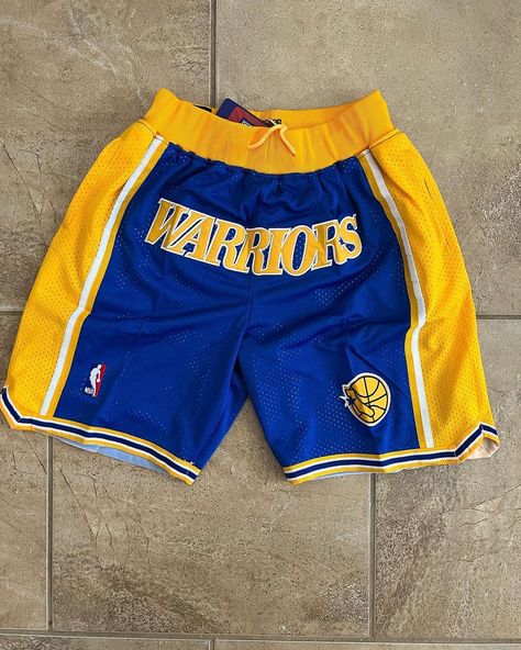 Kreadive sole on Instagram: “Y’all think the warriors will win the 2022 finals ? #nbafinals #warriors” Nba Shorts, Sports Attire, Nba Jerseys, New Number, The Warriors, Nba Jersey, Nba Finals, Sport Soccer, Golden State Warriors