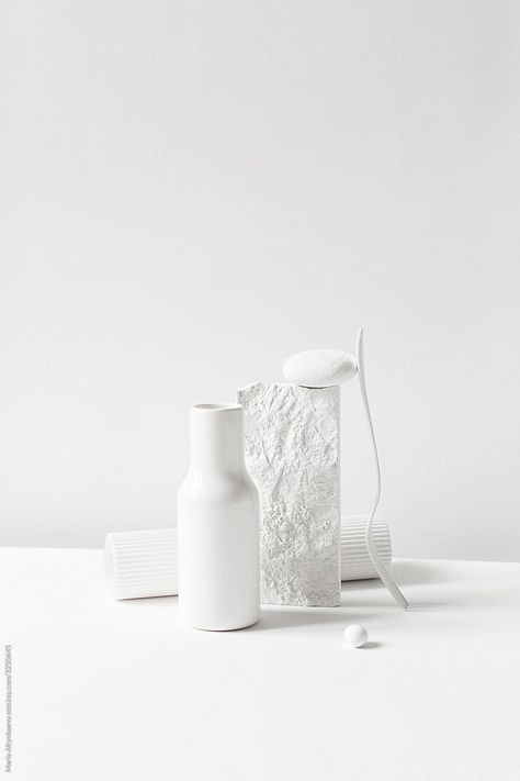 Monochromatic Still Life Photography, Monochromatic Still Life, White Still Life Photography, Monochrome Still Life, Ceramic Photography, White Still Life, Monochromatic Photography, Architecture Background, Still Life Photos