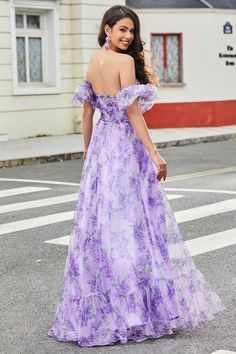 Corset Dress Purple, Pastel Purple Dress Formal, Lilac Mismatched Bridesmaid Dresses, Lilac Gown Dress, Floral Maid Of Honor Dress, Lavender Gowns Elegant, Lavender Colour Dress, Pastel Purple Prom Dress, Purple Floral Bridesmaid Dresses