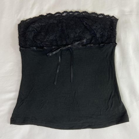 black lace tube top The cutest black tube top with... - Depop Lace Aesthetic Black, Black Lace Tube Top, Floral Tube Top Outfit, Goth Tube Top, Lacy Black Top, Grunge Tube Top, Tube Top Outfit Aesthetic, Alt Tops, Black Tube Top Outfit