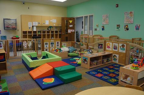 Toddler Daycare Rooms, Infant Room Ideas, Daycare Room Design, Infant Room Daycare, Daycare Room Ideas, Infant Toddler Classroom, Daycare Setup, Infant Daycare, Childcare Rooms