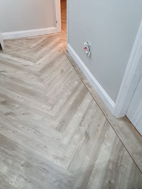 Amtico Sun Bleached Oak Installation in Herringbone design Herringbone Floor Kitchen, Amtico Flooring, Long Living Room, Herringbone Wood Floor, Lvt Flooring, Herringbone Design, Herringbone Floor, Oak Doors, Kitchen Diner