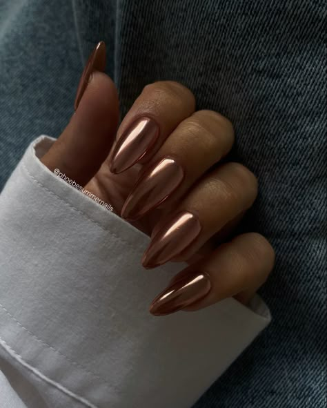 Autumn nails, fall nails, back to school nails, September nails, fall nail inspo, end of summer nails, nail inspo trendy, trendy nails 2023, back to school, autumn ready, fall ready, fall nail ideas, inspo, gel nails, acrylic nails, short nails, almond nails, chrome nails, chrome Autumn Nails 2023 Almond, Nail 2023 Autumn, Chrome Nails Autumn, Caramel Chrome Nails, Autumn Nails 2023 Trends, Short Halloween Nails 2023, Fall Nails Ideas Autumn Almond, Chrome Autumn Nails, Short Autumn Nails 2023