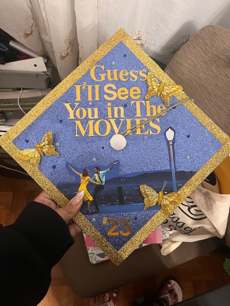 Grad Cap Ideas Hsm, Sound Of Music Graduation Cap, Grad Cap Music Ideas, Grad Cap Inspo High School, Formula 1 Graduation Cap, 10 Things I Hate About You Grad Cap, Graduation Cap Designs Film, Regular Show Graduation Cap, Lala Land Graduation Cap