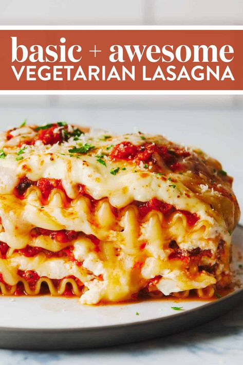 Best Vegetarian Lasagna, Veggie Sauce, Lasagna Vegetarian, Vegetarian Bolognese, January Recipes, Veggie Dinners, Vegetarian Lasagna Recipe, Healthy Lasagna, Vegetarian Lasagna