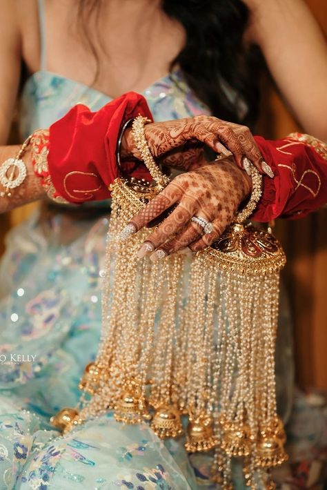 Want to know some fun facts regarding Punjabi Kalire? Well, you’ve come to the right place. Read till the end and discover some of the surprise ideas we have for you! Punjabi Kalire, Kalire Designs, Bridal Kaleere, Hands Photography, Bangle Ceremony, Surprise Ideas, Bridal Sari, Unique Bridal Jewelry, Bridal Chura