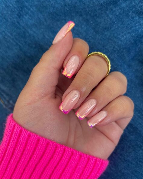 30 Best Nail Design Trends to Inspire You Pink Chrome Nails, Nagellack Trends, Chrome Nails Designs, Broken Nails, Pink Chrome, Pretty Nail Designs, Tip Nails, French Tip Nails, Chrome Nails