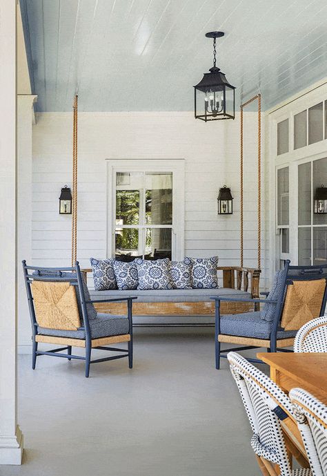 Blue Porch Ceiling, Southern Colonial, Farmhouse Porch Decor, Southern Porches, Porch Ceiling, Building A Porch, Blue Ceilings, Beadboard Ceiling, Porch Furniture