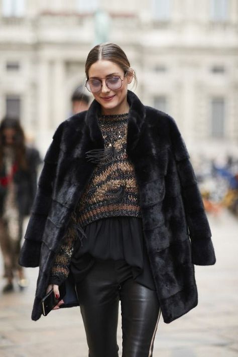 OPs Chic Style. Olivia Palermo Outfit, Style Icons Women, Estilo Olivia Palermo, Black Fur Coat, Olivia Palermo Lookbook, Street Style 2018, Black Faux Fur Coat, Olivia Palermo Style, Black Leather Pants