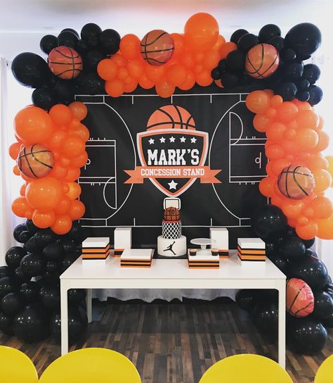 Basketball Theme Full Arch 🏀🏀🏀 #balloondecoration #partydecorations #beautiful #balloongarland #balloons🎈 #basketball #basketballthemeparty… Basketball Theme Baby Shower, Basketball Themed Birthday Party, Basketball Theme Birthday, Basketball Baby Shower, Basketball Theme Party, Basketball Birthday Parties, Sports Theme Birthday, Ball Birthday Parties, Sports Birthday Party