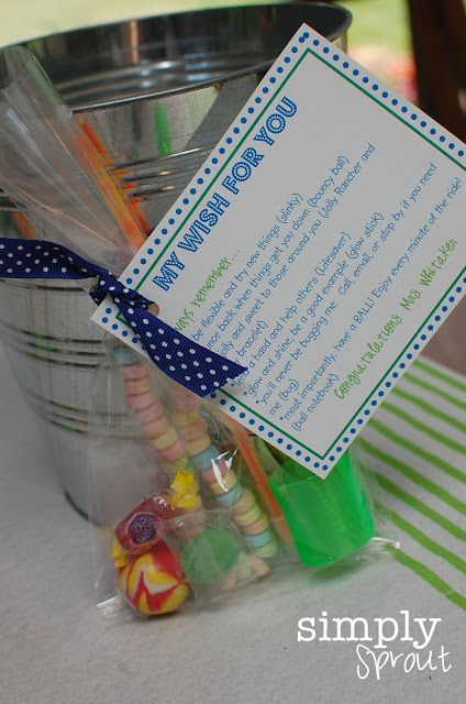 Student Gifts End Of Year, Middle School Survival Kit, Middle School Graduation Gifts, Elementary School Graduation, Elementary Graduation, Middle School Graduation, Middle School Survival, 5th Grade Graduation, School Survival Kits