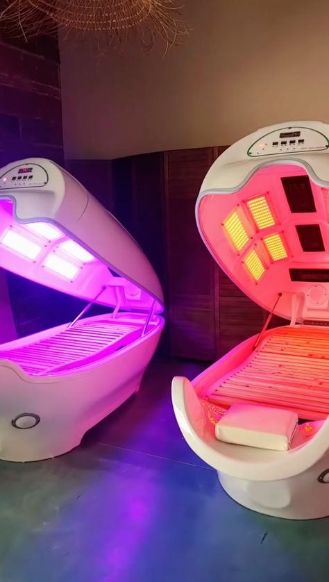 Infrared + Ozone Therapy — The Laya Center - Afrivedic Wellness Red Light Therapy Spa, Wellness Center Aesthetic, Red Light Therapy Room, Light Therapy Room, Iv Therapy Room Design, Wellness Spa Interior Design, Halo Therapy, Wellness Facility, Healing Room Ideas