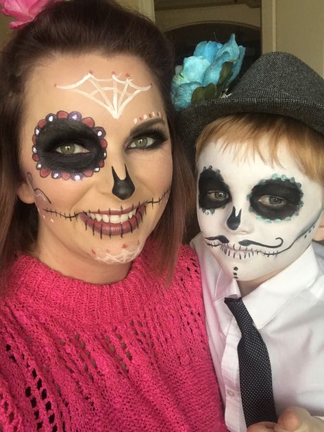 Day Of The Dead Kids Makeup, Day Of The Dead Face Painting, Day Of The Dead Face Paint, October Inspiration, Day Of The Dead Makeup, Halloween Makeup Sugar Skull, Day Of The Dead Party, Dead Makeup, Cool Halloween Makeup