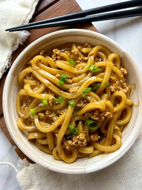 Stir-Fried Udon Noodles With Pork Pork Udon, Mongolian Bbq, Fried Udon, Noodle Stir Fry, Pork Noodles, Homemade Chicken Stock, Pork Stir Fry, Stir Fry Noodles, Udon Noodles