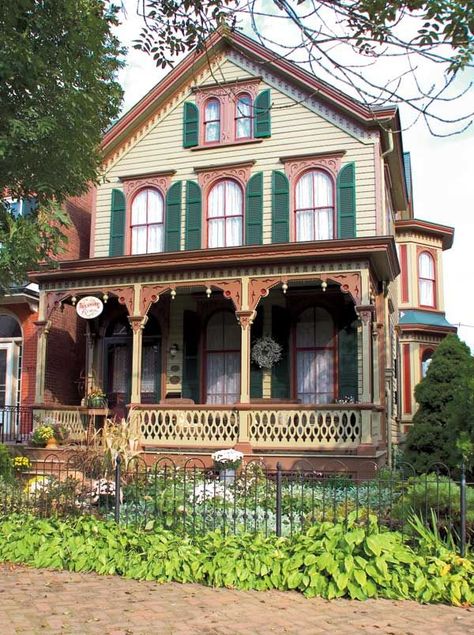 Victorian Home Exterior, Windows With Blinds, Victorian Homes Exterior, Queen Anne House, Folk Victorian, Homes Exterior, Victorian Style Homes, Wooden Porch, Spooky House