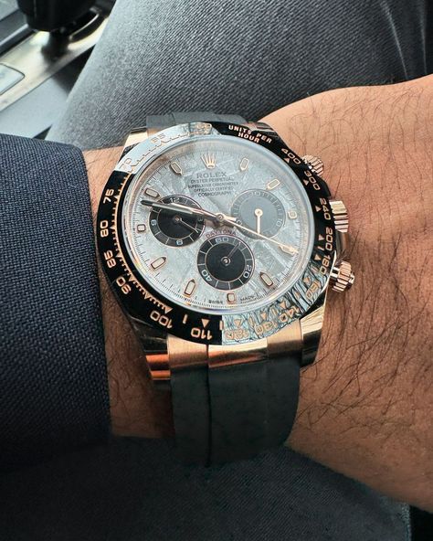 Rolex Daytona Meteorite dial in rose gold with an oysterflex, my current favourite piece of my collection. A watch with a dial made from a 4 billion year old space rock ☄️ the reason Rolex will eventually run out of this material is that the country where it was first discovered has now made the Gibeon meteorite illegal to export. Also meteorite dials are very hard to work with making it hard to produce dials. Rolex Day Date Meteorite, Luxury Rose Gold Chronograph Watch With Diamond Hour Markers, Rolex Daytona Rose Gold, Rolex Day Date 40 Rose Gold, Rolex Daytona Meteorite Dial, Rolex Day Date Rose Gold, Gibeon Meteorite, Space Rock, Luxury Watches For Men