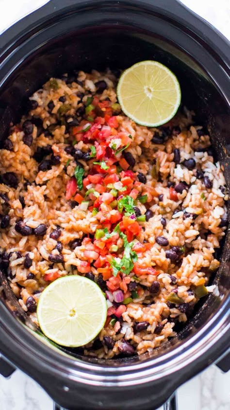 Rice And Beans Slow Cooker, Slow Cooker Rice Recipes, Beans Slow Cooker, Vegetarian Rice Recipes, Slow Cooker Rice, Vegan Slow Cooker, Cook Rice, Slow Cooker Vegetarian, Rice And Beans