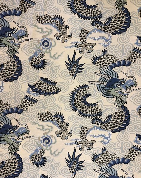 Kitchen Booths, Chinoiserie Pillows, Chinoiserie Pillow, Navy Blue Curtains, Vern Yip, Chinoiserie Fabric, Chinese Interior, Leaf Animals, Chinese Pattern