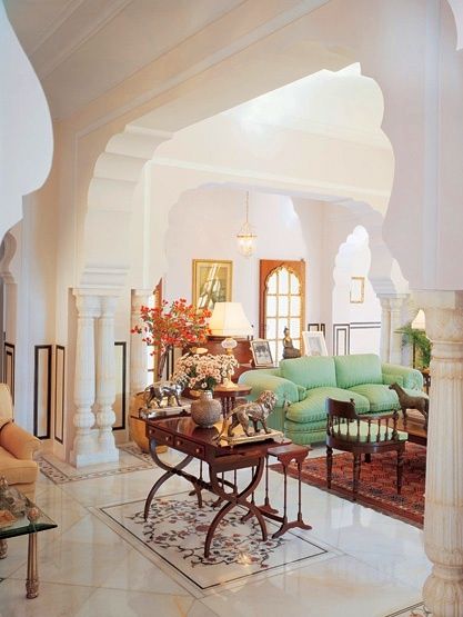 Living room with mughal influences, seen in the marble floor design India Decoration, Indian Inspired Decor, Indian Interior Design, Elegant Room, Indian Room, Indian Living Room, Dreamy Decor, Interior Elements, Indian Living Rooms