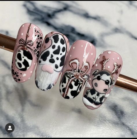 Cowboy Nails, Western Nails, Festive Nails, Animal Nail Art, Cow Nails, Art Deco Nails, Animal Nails, Christmas Nail Art Designs, Animal Print Nails