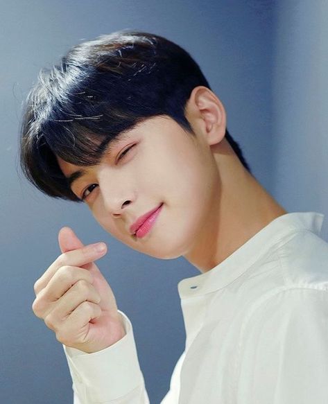 Cha Eun Woo Cute Pics, Cute Cha Eun Woo, Eun Woo Boyfriend Material, Cha Eun Woo Boyfriend Material, Eun Woo Wallpaper, Cha Eun Woo Wallpaper, Woo Wallpaper, Kang Ho Song, Korean Picture