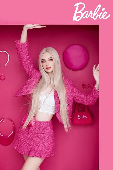 Barbie Poses Photoshoot, Jennie Photoshoot, Barbie Photoshoot, Pink Photoshoot, Iphone Wallpaper Quotes Inspirational, Red Velvet Photoshoot, Boyish Outfits, Holiday Photoshoot, Barbie Theme