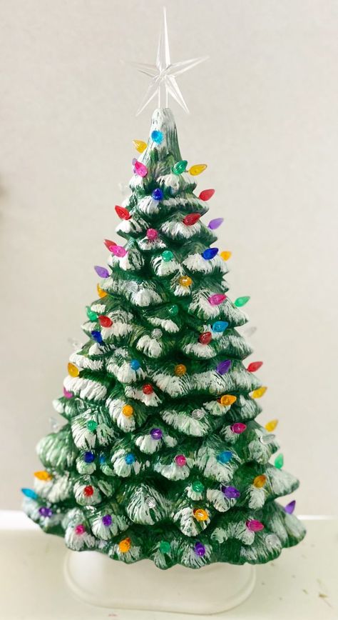 Ceramic Christmas Trees Diy, Painting Ceramic Christmas Tree, Ceramic Christmas Trees With Lights, Vintage Ceramic Christmas Trees, Ceramic Tree Painting Ideas, Diy Ceramic Christmas Tree, Ceramic Christmas Tree Painting Ideas, Ceramic Tree Christmas, Door Hanger Templates