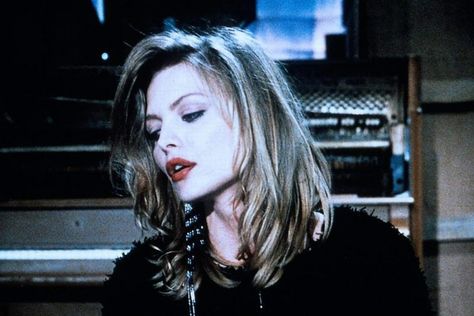 90s Michelle Pfeiffer, Michelle Pfeiffer 80s, 1990 Style, Uptown Funk, Michelle Pfeiffer, Baker Boy, April 29, Old Hollywood Glamour, Classic Beauty