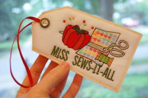 Miss Sews-it-all: WIP: Embroidered Business Cards Embroidery Business Cards Ideas, Business Cards Ideas, Embroidery Business, Business Card Pattern, Embroidery Cards, Cards Ideas, Without Me, In My Head, Embroidery Applique