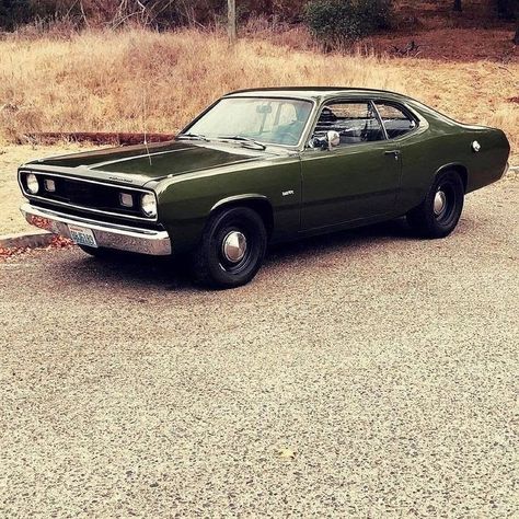 Dodge Duster, Plymouth Cars, Motorsport Art, Plymouth Duster, Mopar Cars, Mopar Muscle Cars, Cars Muscle, Custom Muscle Cars, American Classic Cars