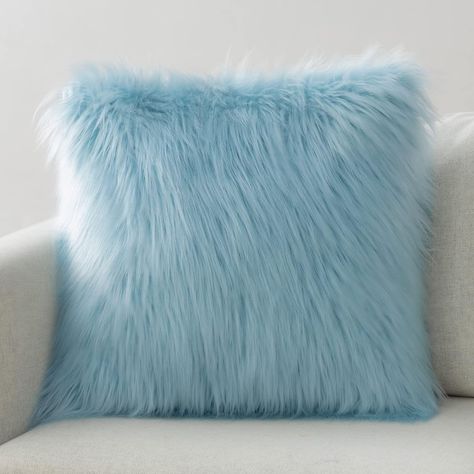 Blue Pillows Bedroom, Throw Pillows Blue, Apartment Details, Light Blue Cushions, Fluffy Throw Pillows, Fuzzy Pillows, Light Blue Pillows, Fluffy Cushions, Attic Room