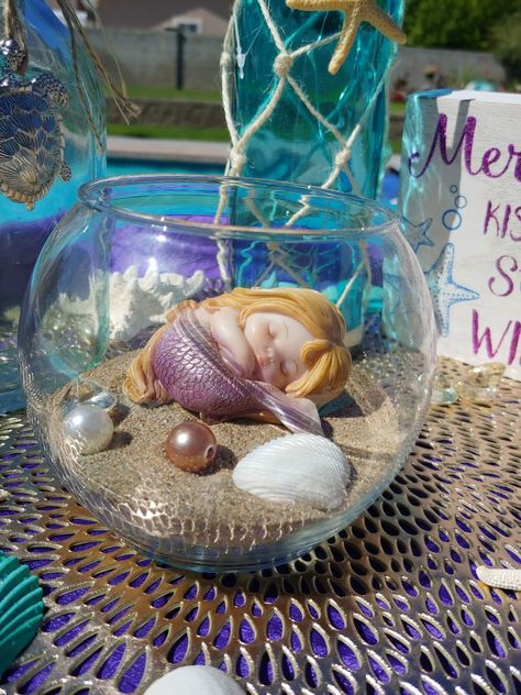 Mermaid Vase Centerpiece, Mermaid Centerpiece Ideas Diy Simple, Ariel Baby Shower Theme, Mermaid Baby Shower Centerpieces, Mermaid Theme Centerpieces, Mermaid Theme Baby Shower Ideas, Mermaid Centerpiece Ideas Diy, Little Mermaid Baby Shower Theme, Little Mermaid Centerpiece Ideas