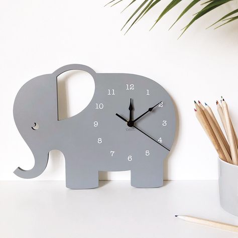 Elephant Clock, Animal Clock, Kids Wall Clock, Kids Room Accessories, Bat Wall, Living Room Clocks, Clock For Kids, Clock Art, Clock Wall