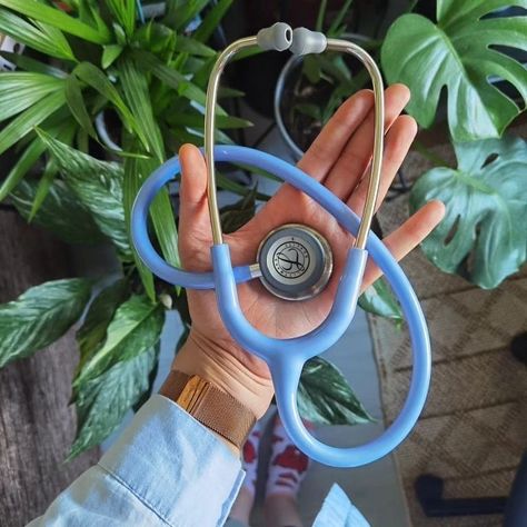 Blue Stethoscope, Littmann Stethoscope, Future Doctor, Medical Practice, School Study Tips, Blue Tones, Sound Quality, Nursing School, High Performance