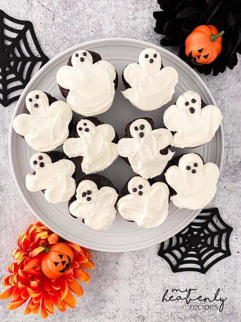 Ghost Cupcake Cake, Ghost Cupcake Cakes Pull Apart, Cupcakes Shaped Like A Pumpkin, Ghost Shaped Cupcakes, Ghost Cupcake Toppers, Homemade Baileys Irish Cream, Homemade Baileys, Peanut Butter Filled Pretzels, Sausage Balls Recipe