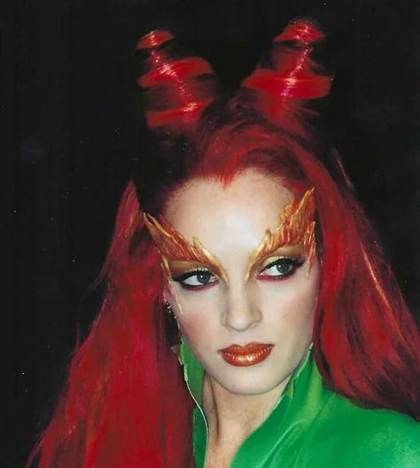 Uma Thurman Poison Ivy, Poison Ivy Makeup, Poison Ivy Halloween Costume, Dc Poison Ivy, Batman And Robin 1997, Poison Ivy Costumes, Poison Ivy Batman, Batman Film, Makeup Portfolio