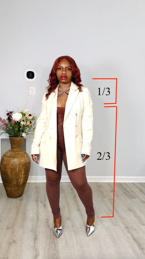 The Rule of Thirds, often referred to as the Golden Rule, considers body proportions when styling individual pieces. It breaks down your fits into vertical and horizontal 1/3 ratios to create balance that is aesthetically pleasing to the eye. The Rule Of Thirds, The Golden Rule, The Golden Ratio, Rule Of Thirds, Body Proportions, Golden Ratio, Golden Rule, The Tea, Aesthetically Pleasing